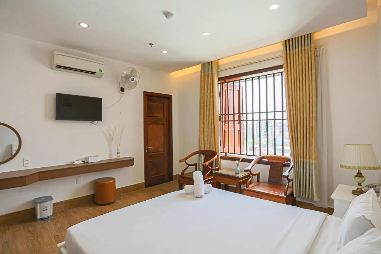 Seacolor Beachstay Danang Hotel By Haviland 3*, Da Nang